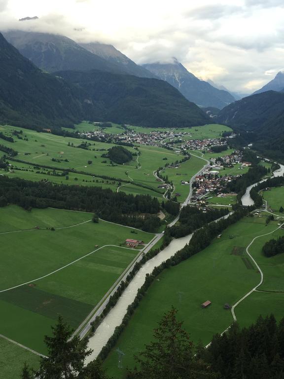 Alps 3000-2 Appartement Umhausen Buitenkant foto